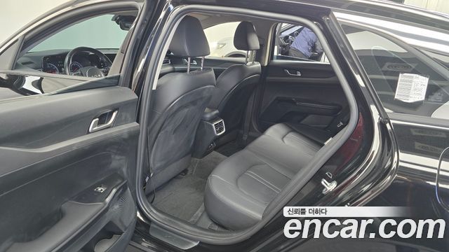 Kia K5 2023 — photo 12
