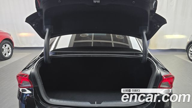 Kia K5 2023 — photo 18