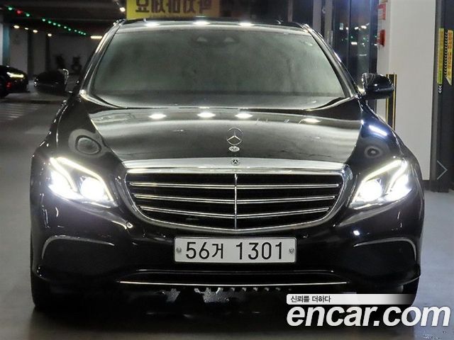 Mercedes-Benz E-Class 2017 — photo 2