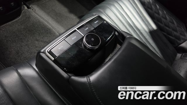 Kia K8 2023 — photo 23