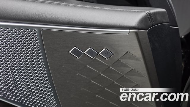 Kia K8 2023 — photo 37