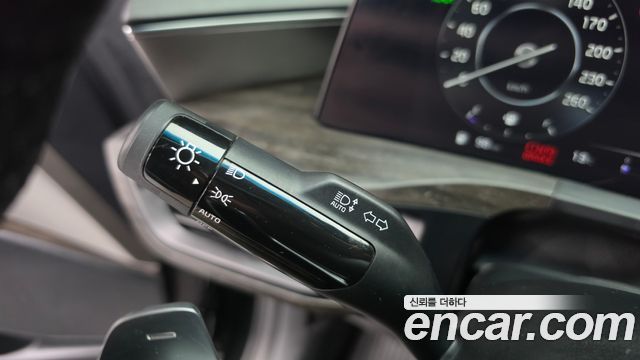 Kia K8 2023 — photo 40