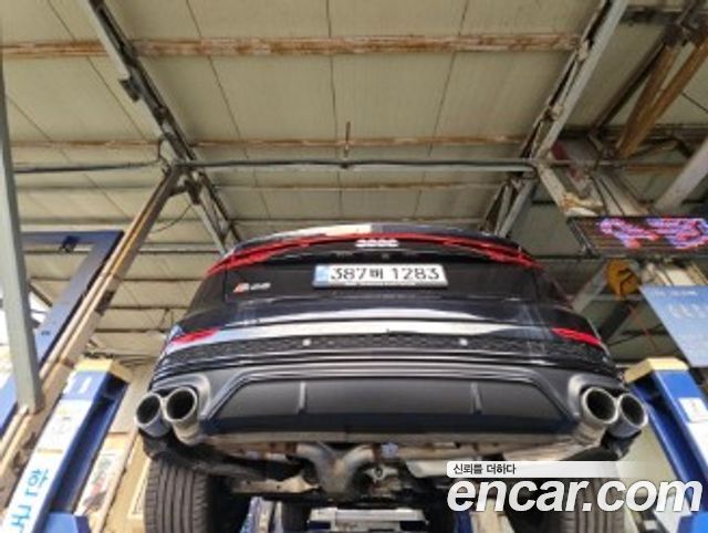 Audi SQ8 2020 — photo 2