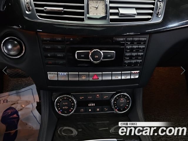Mercedes-Benz CLS-Class 2012 — photo 11