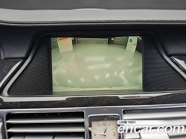 Mercedes-Benz CLS-Class 2012 — photo 16
