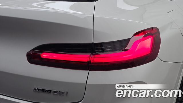 BMW X4 2025 — photo 9