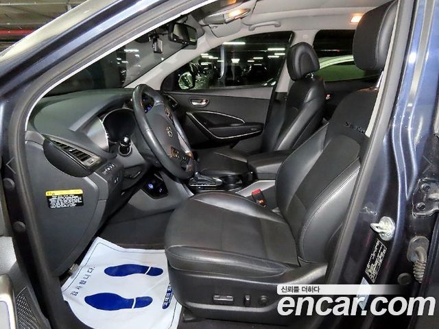 Hyundai Santafe 2016 — photo 6