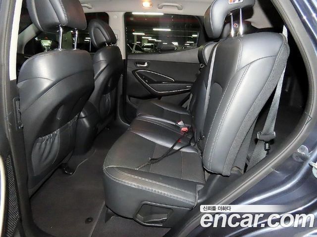 Hyundai Santafe 2016 — photo 7