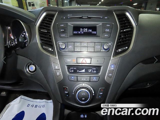Hyundai Santafe 2016 — photo 11