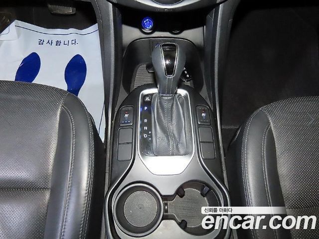 Hyundai Santafe 2016 — photo 12