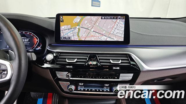 BMW Gran Turismo 2024 — photo 20