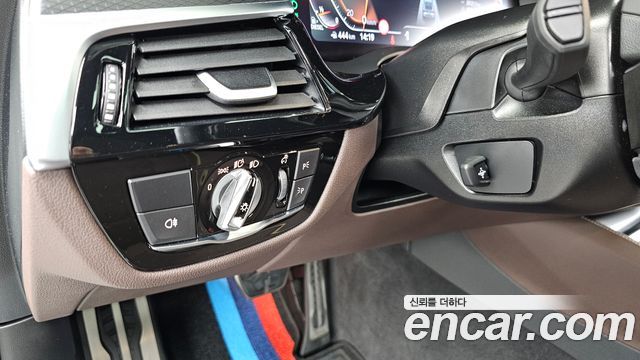 BMW Gran Turismo 2024 — photo 28
