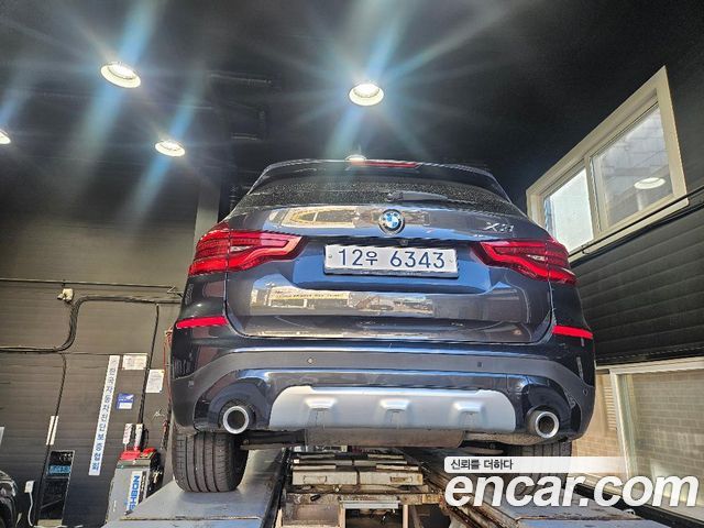 BMW X3 2018 — photo 2
