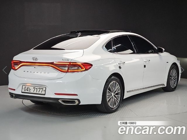Hyundai Grandeur 2018 — photo 5