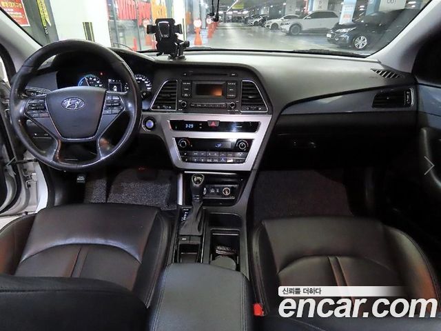 Hyundai Sonata 2015 — photo 11