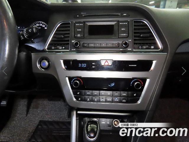 Hyundai Sonata 2015 — photo 12