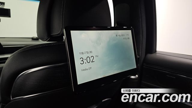Genesis G90 2022 — photo 19