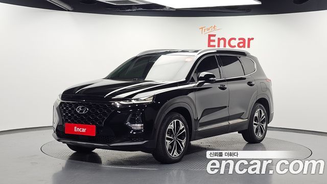 Hyundai Santafe 2019 — photo 1