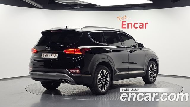Hyundai Santafe 2019 — photo 2