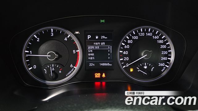 Hyundai Santafe 2019 — photo 11