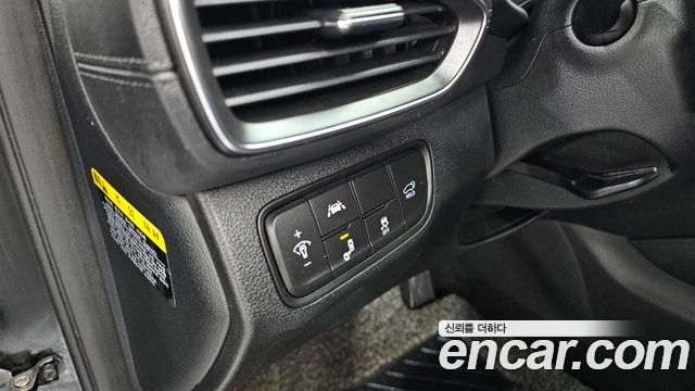 Hyundai Santafe 2019 — photo 23