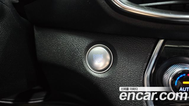 Hyundai Santafe 2019 — photo 27