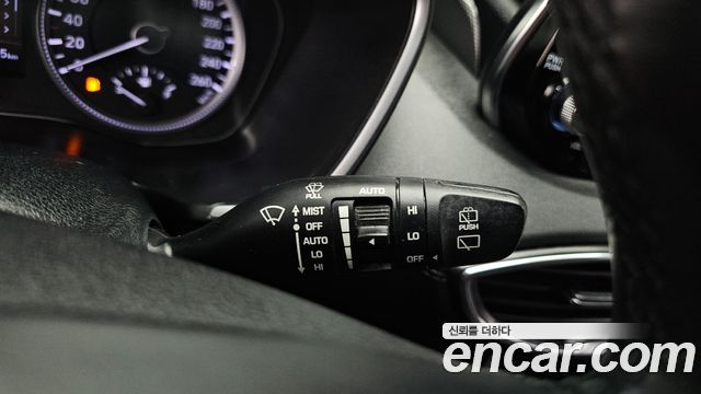 Hyundai Santafe 2019 — photo 29