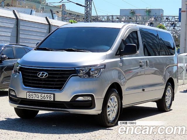 Hyundai Starex 2019 — photo 3