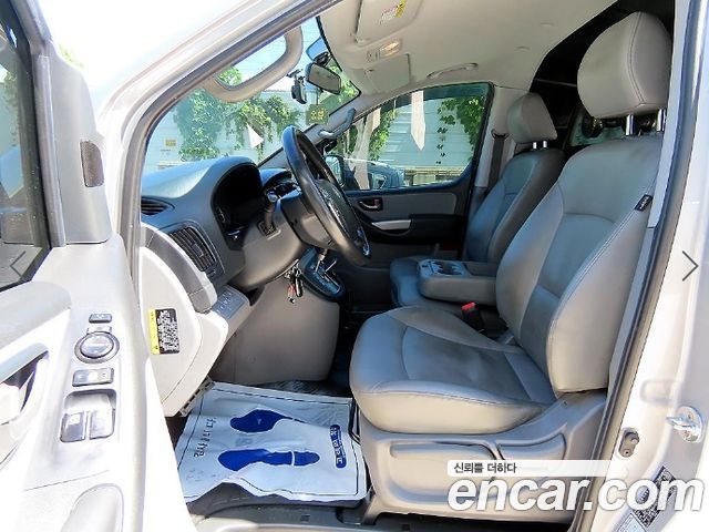 Hyundai Starex 2019 — photo 6