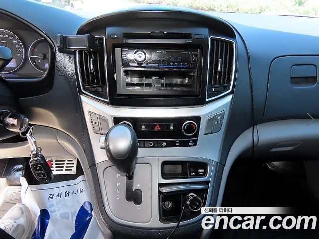 Hyundai Starex 2019 — photo 14