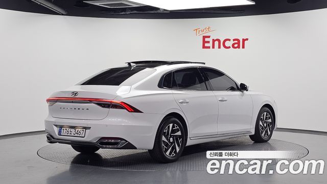 Hyundai Grandeur 2022 — photo 2