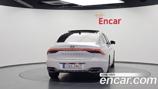 Hyundai Grandeur 2022 — photo 4