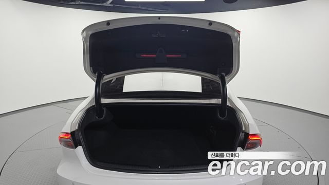 Hyundai Grandeur 2022 — photo 26