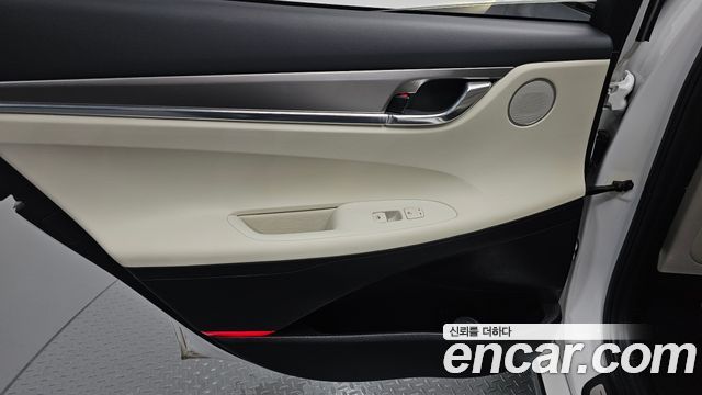 Hyundai Grandeur 2022 — photo 15