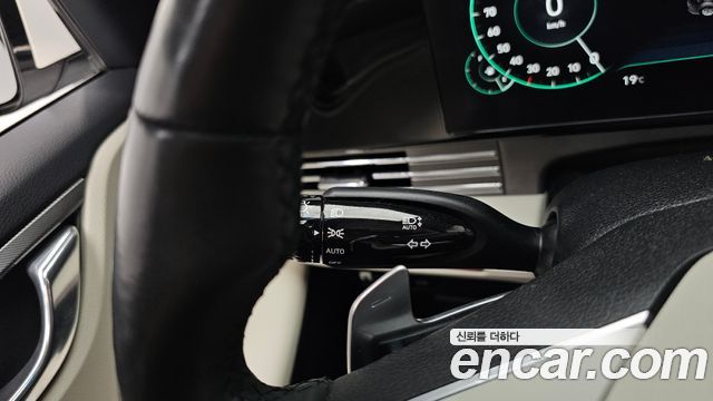 Hyundai Grandeur 2022 — photo 31