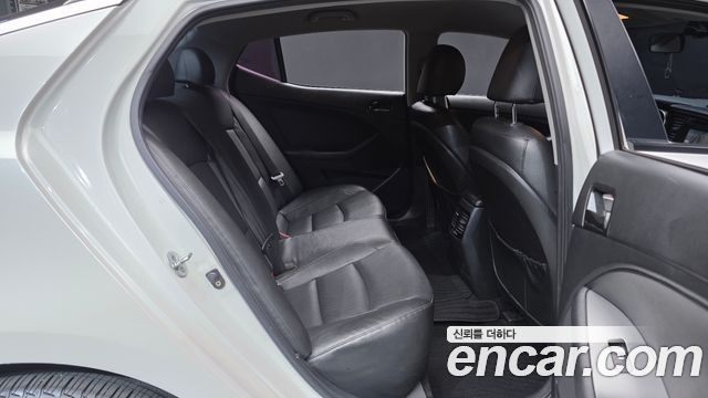 Kia K5 2015 — photo 12