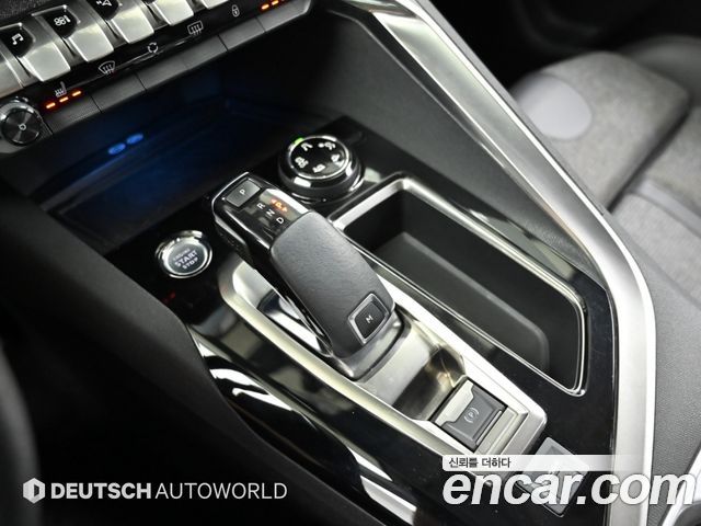 Peugeot 3008 2019 — photo 9
