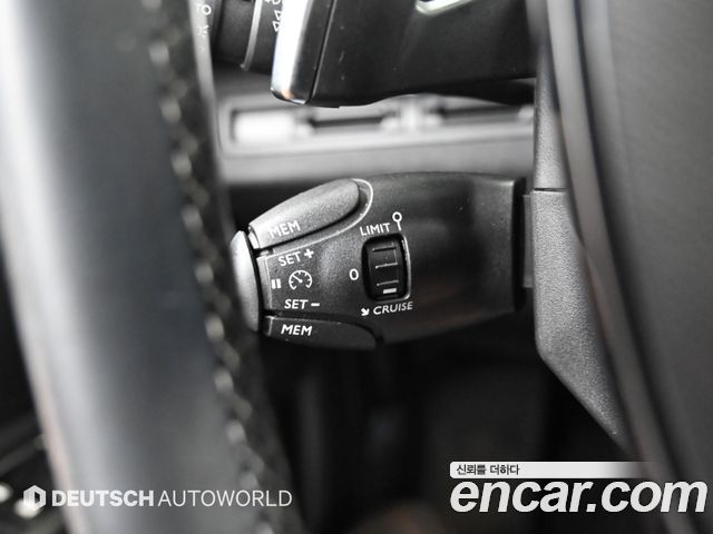 Peugeot 3008 2019 — photo 16