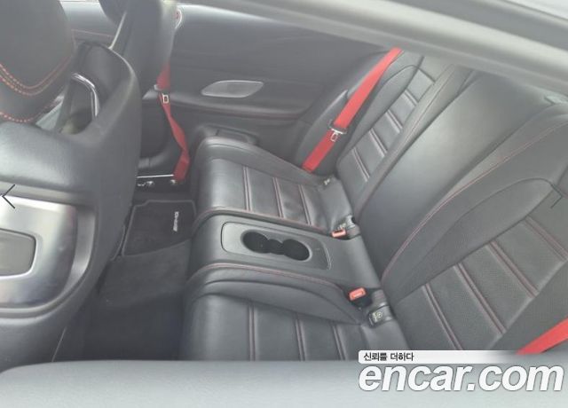 Mercedes-Benz E-Class 2020 — photo 8