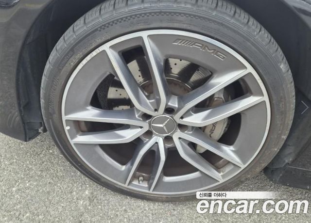 Mercedes-Benz E-Class 2020 — photo 18