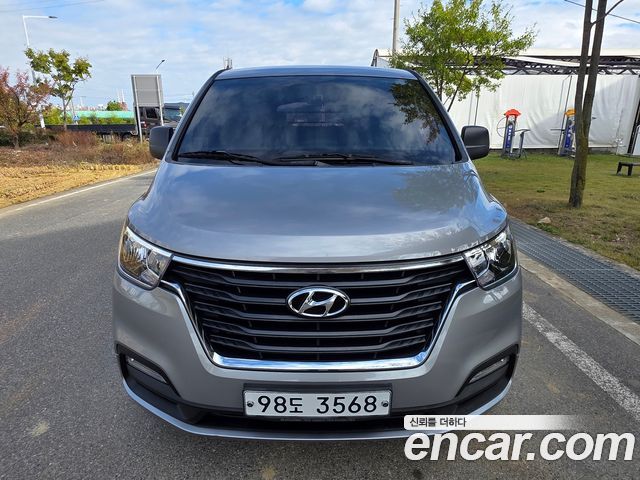 Hyundai Starex 2019 — photo 2