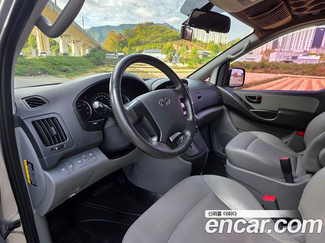 Hyundai Starex 2019 — photo 7