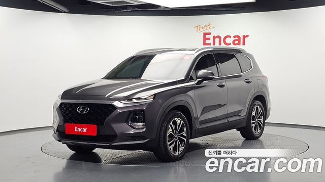 Hyundai Santafe 2019 — photo 1