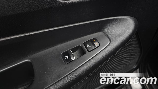 Hyundai Santafe 2019 — photo 24