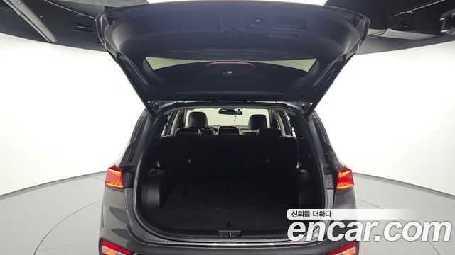 Hyundai Santafe 2019 — photo 26