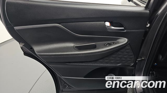 Hyundai Santafe 2019 — photo 15