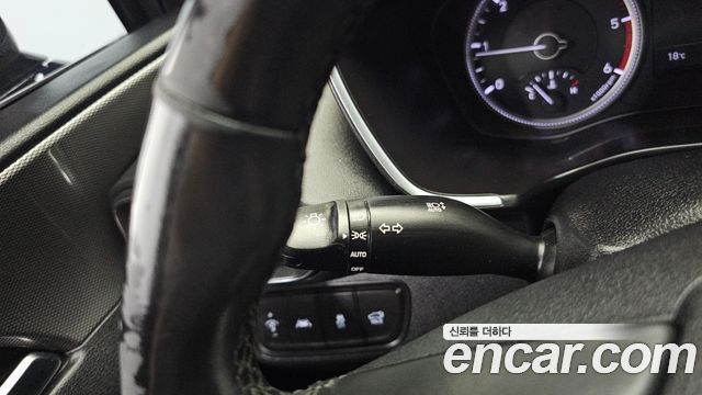 Hyundai Santafe 2019 — photo 28