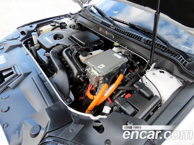 Lincoln MKZ 2019 — photo 19