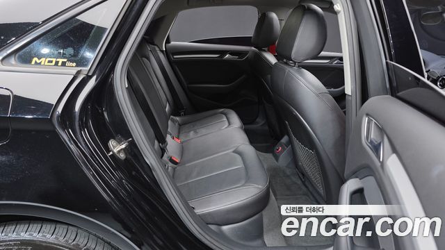 Audi A3 2015 — photo 12