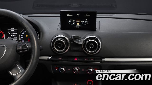 Audi A3 2015 — photo 14